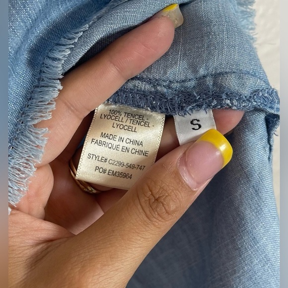 Cloth & Stone Anthropologie Light Blue Chambray Off The Shoulder Top Women’s Sm - Picture 6 of 13